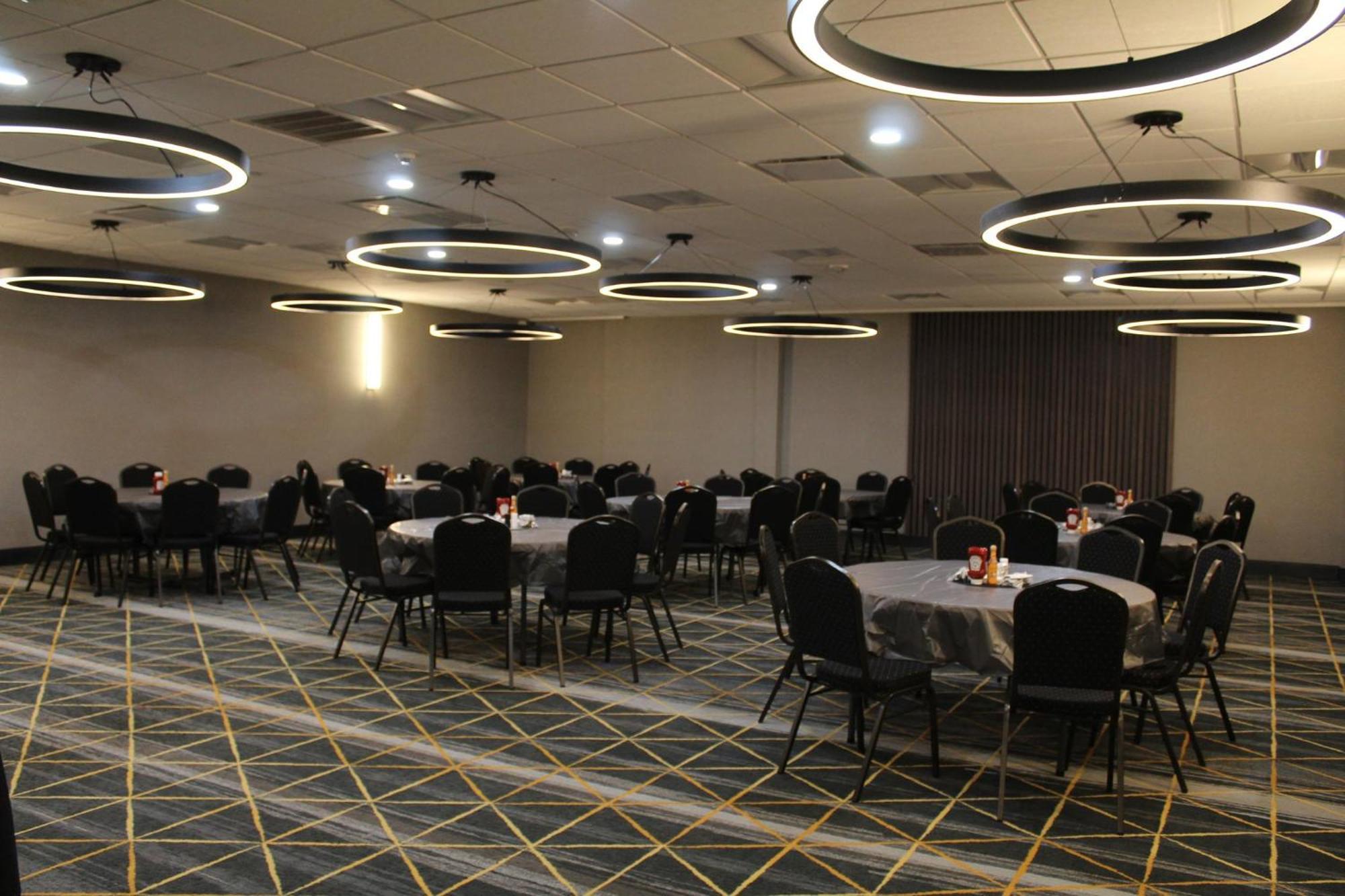 Holiday Inn Dallas Market Ctr Love Field By Ihg Dış mekan fotoğraf