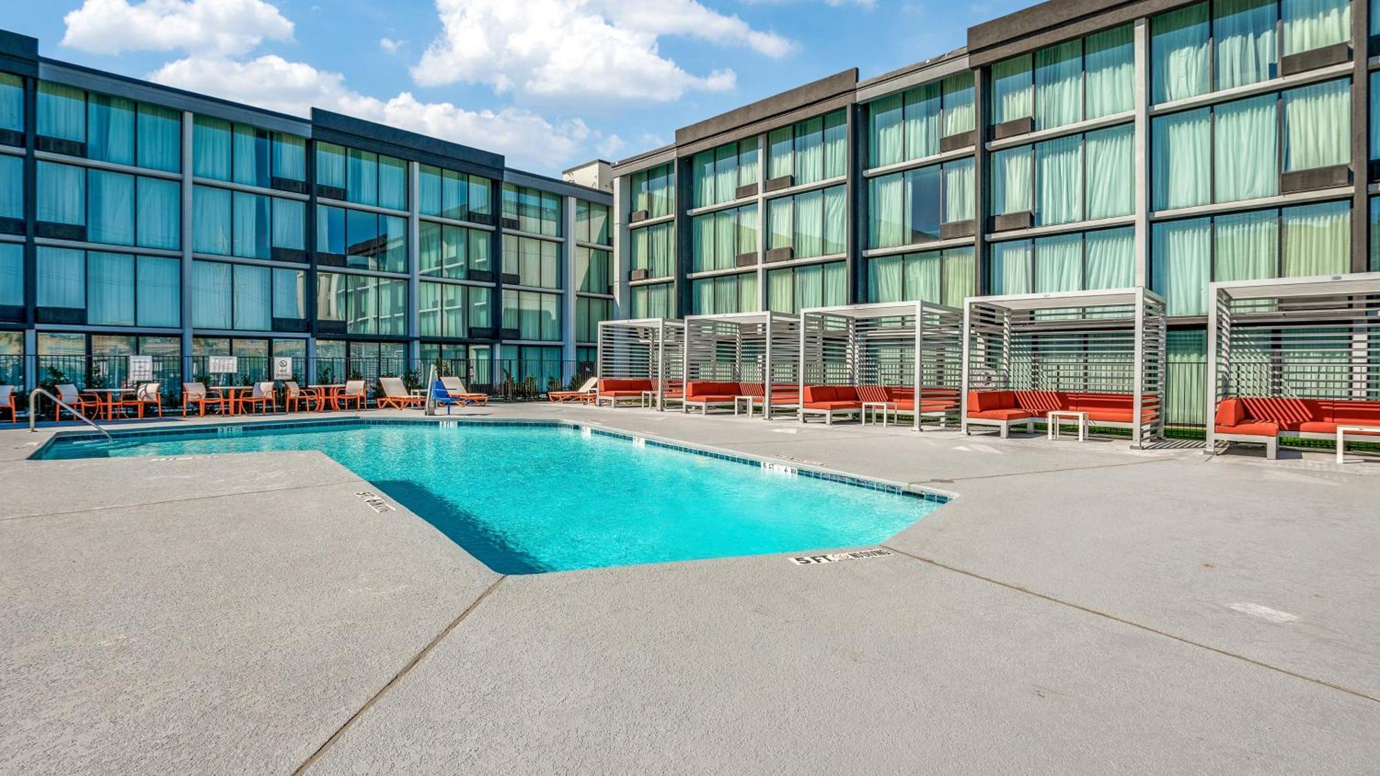 Holiday Inn Dallas Market Ctr Love Field By Ihg Dış mekan fotoğraf