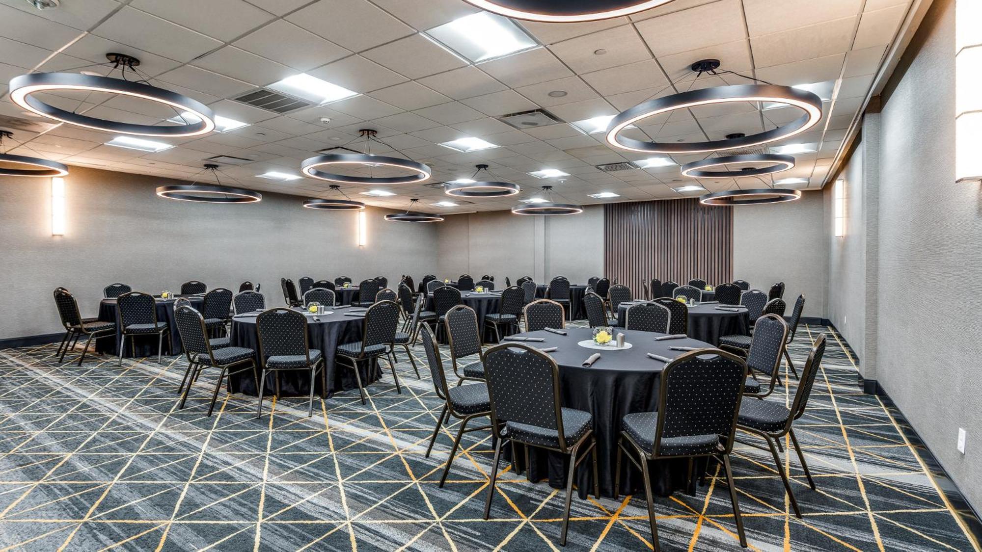 Holiday Inn Dallas Market Ctr Love Field By Ihg Dış mekan fotoğraf